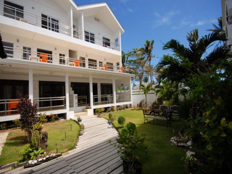 Clubboracay Apartelle Balabag  Eksteriør billede